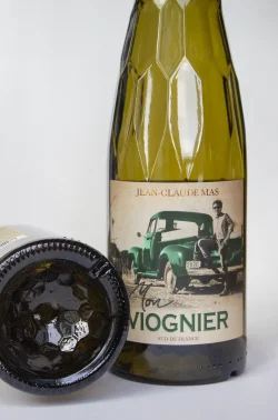 La bouteille design primé puis commercialisé
